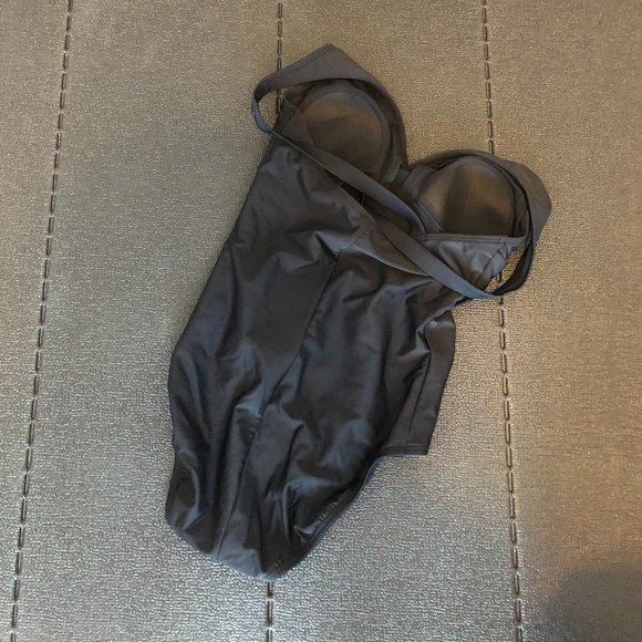 Speedo One Piece Swimsuit - Picture 4 of 9